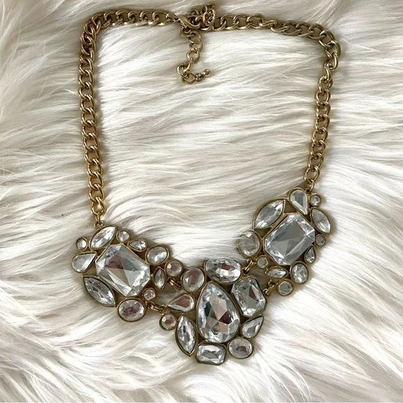 Rhinestone gold necklace - Picture 1 of 4